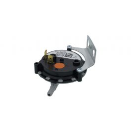 Amana-Goodman 0130F00504 SPST Pressure Switch -0.6" WC