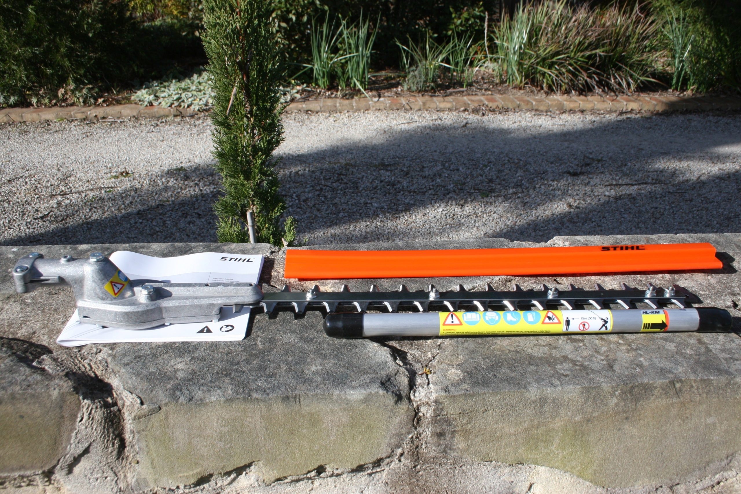 Stihl 4230 740 5005 HL-KM 0 STRAIGHT HEDGE : Supersedes to : 4243 740 5001
