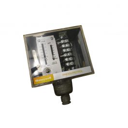 Honeywell L91D1031 Pressuretrol Controller 5-150 PSI Proportional Control 2-135@ Potentiometers