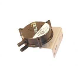 York S1-024-27634-001 SPNO Pressure Switch Close On Fall 0.65" WC