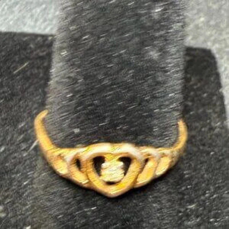 Women’s Heart Shaped Designer Ring